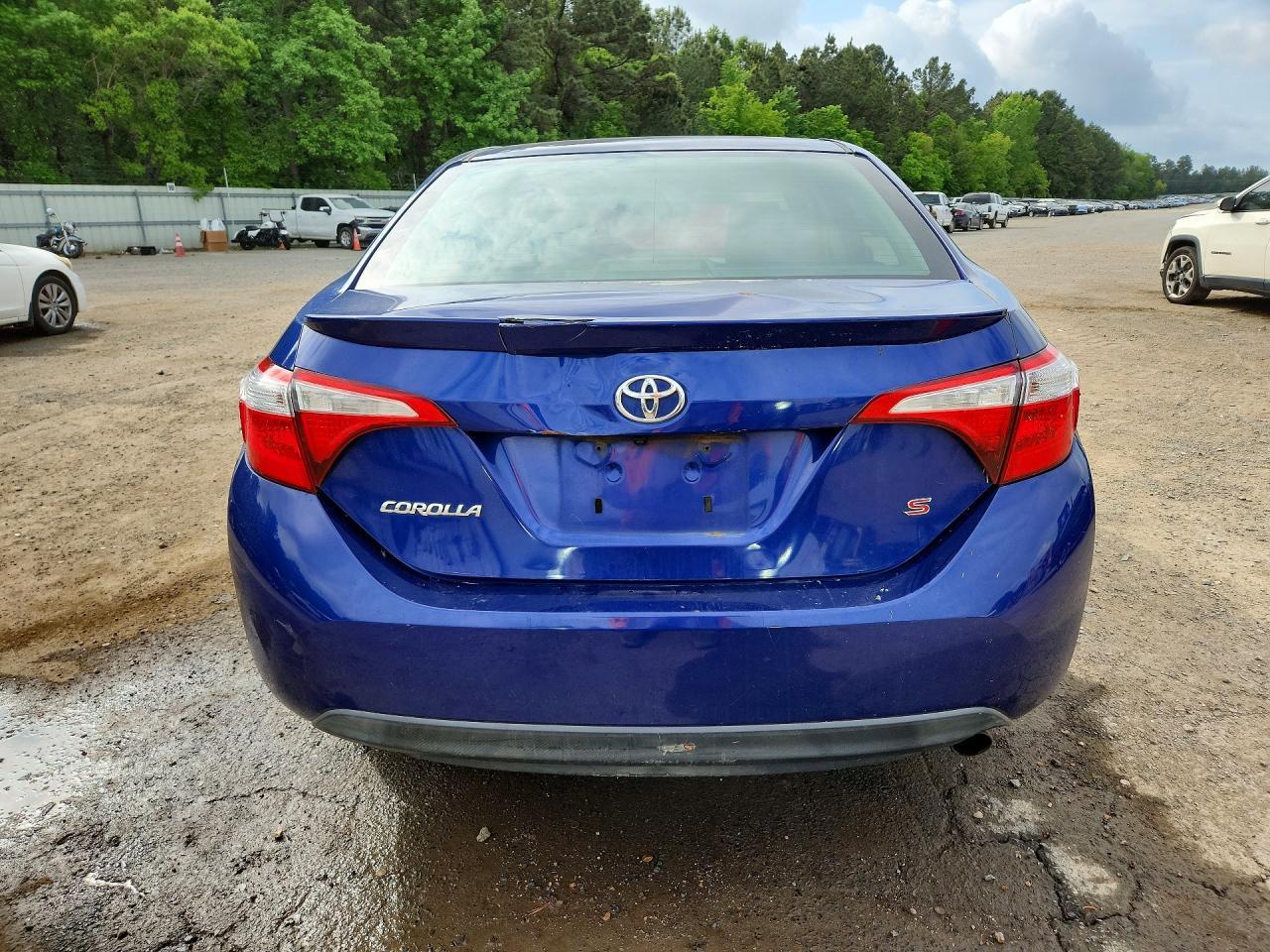 2015 TOYOTA COROLLA