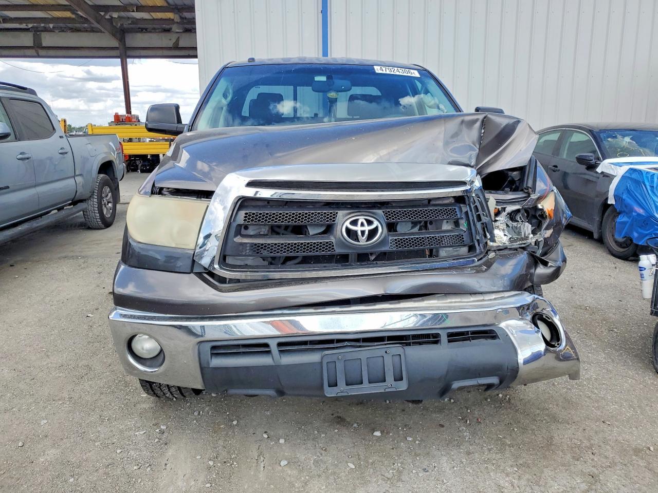 2012 TOYOTA TUNDRA