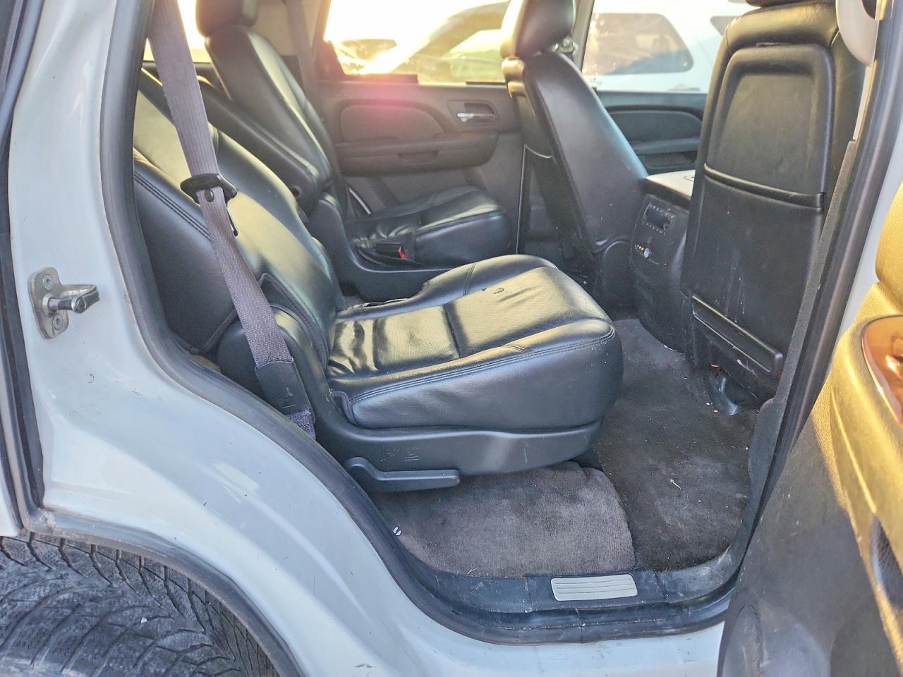 2011 CHEVROLET Tahoe