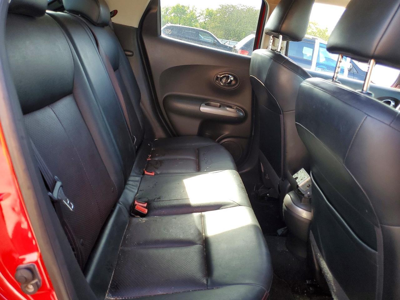 2015 NISSAN Juke