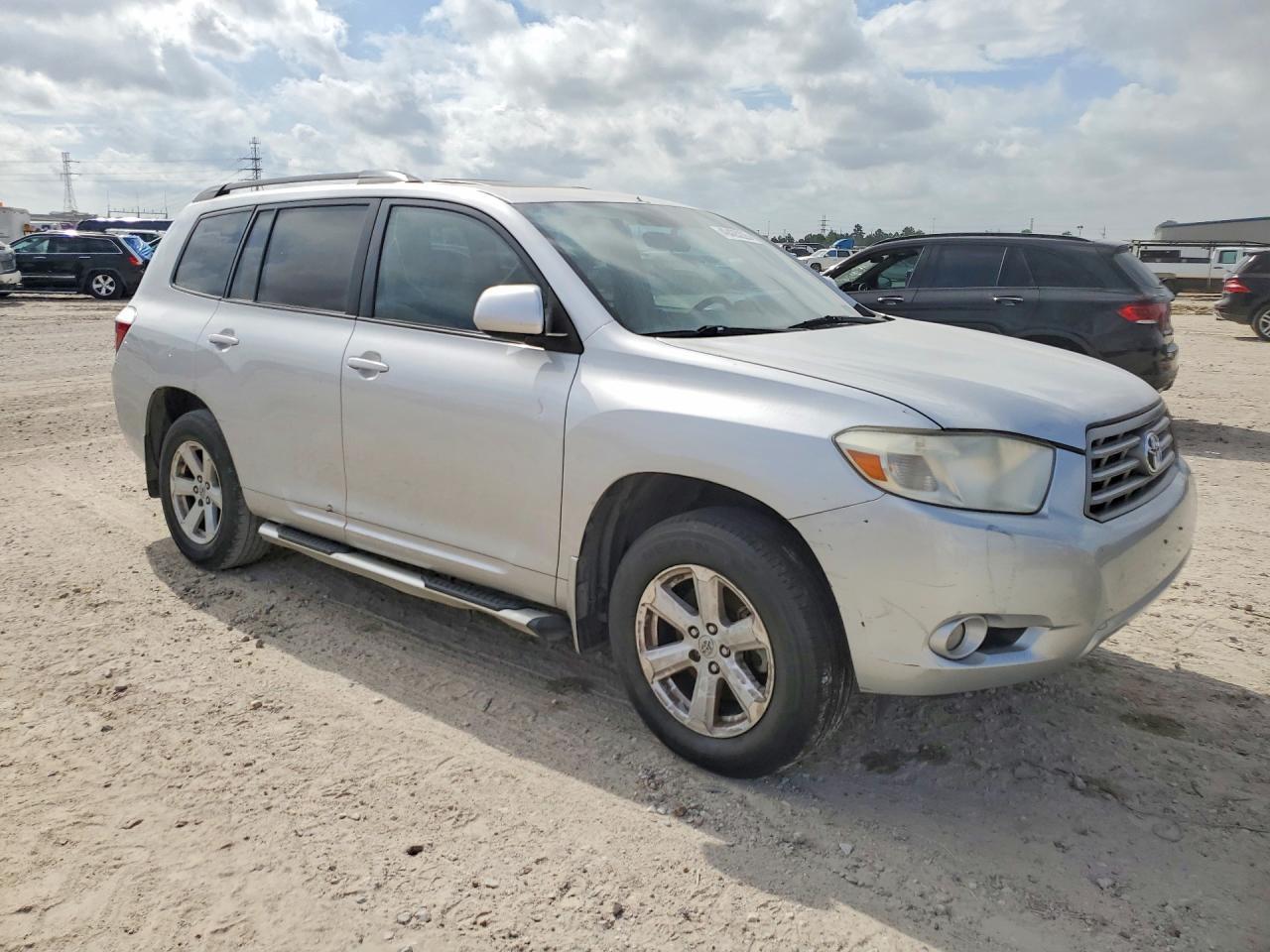 2010 TOYOTA HIGHLANDER