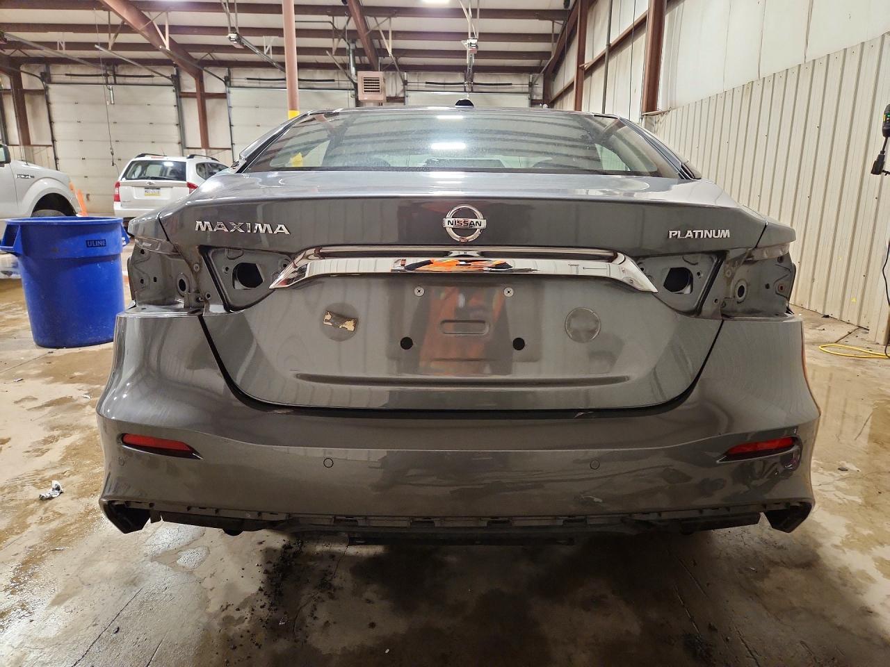 2019 NISSAN Maxima