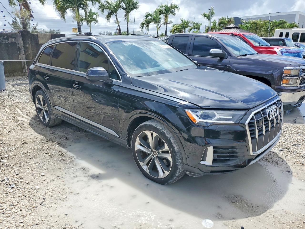 2021 AUDI Q7