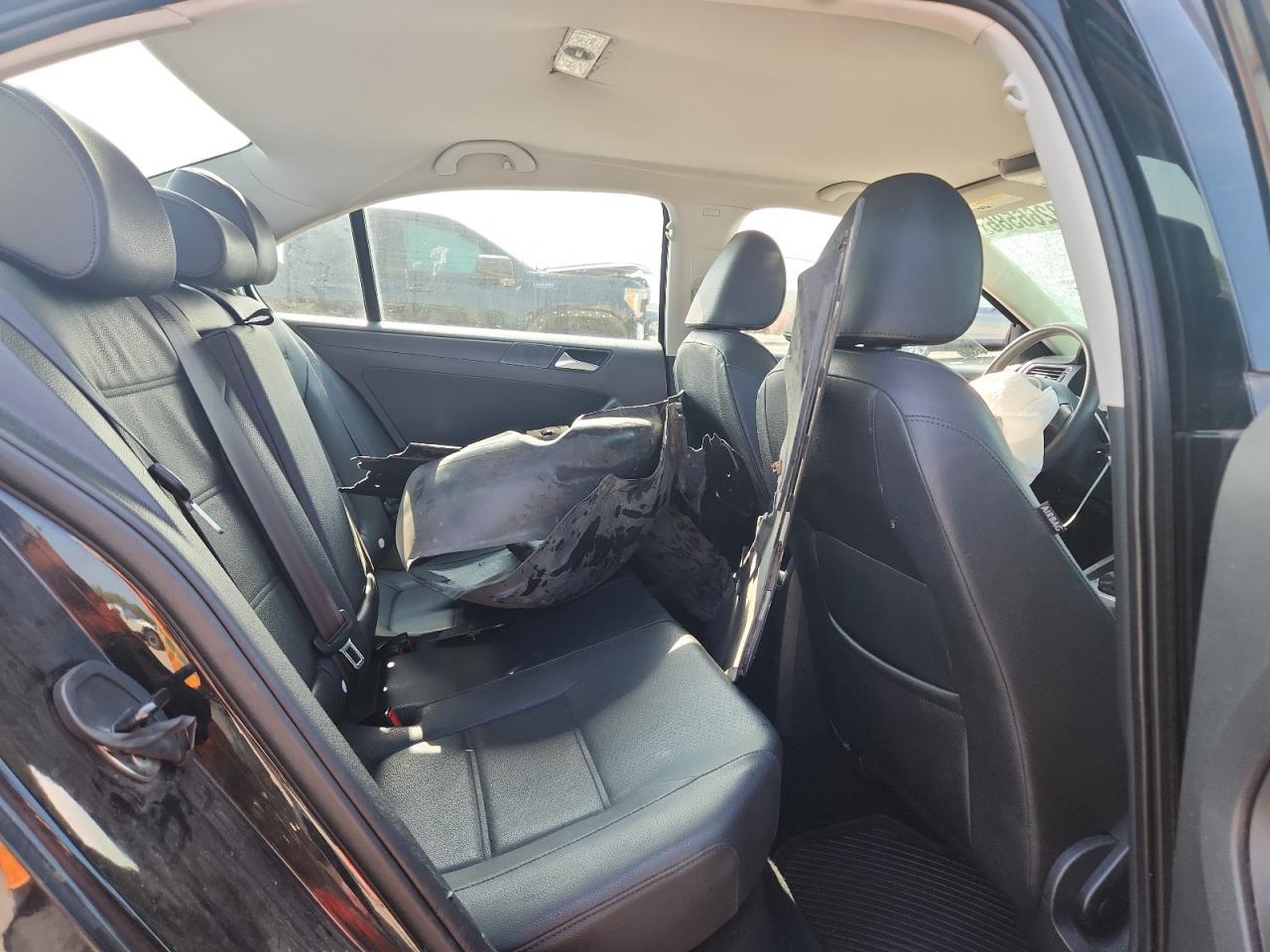 2012 VOLKSWAGEN JETTA