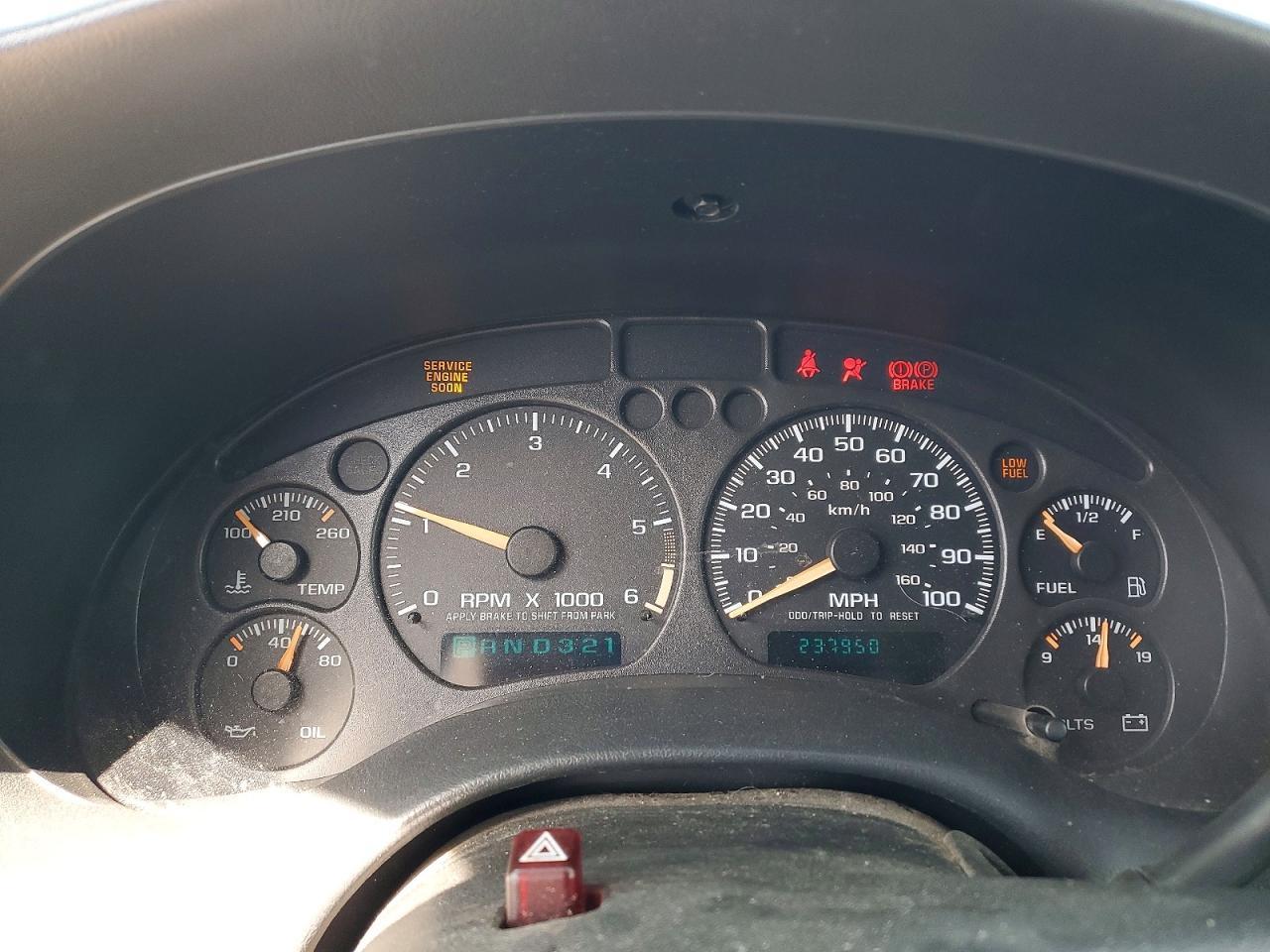 2004 CHEVROLET BLAZER