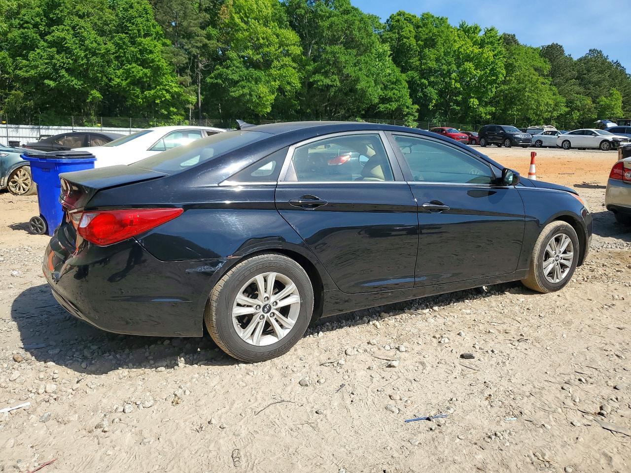 2011 HYUNDAI SONATA