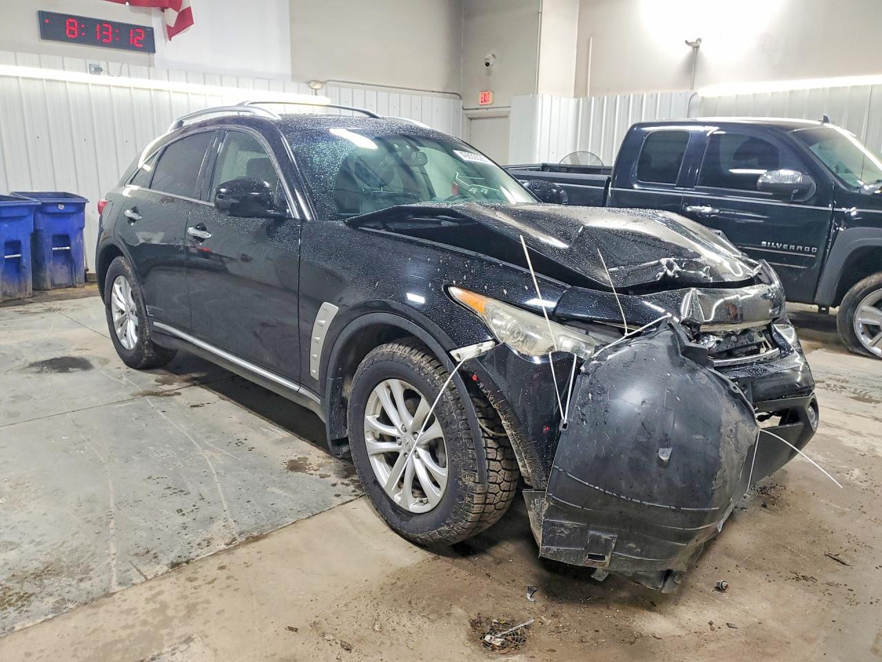 2010 INFINITI FX35