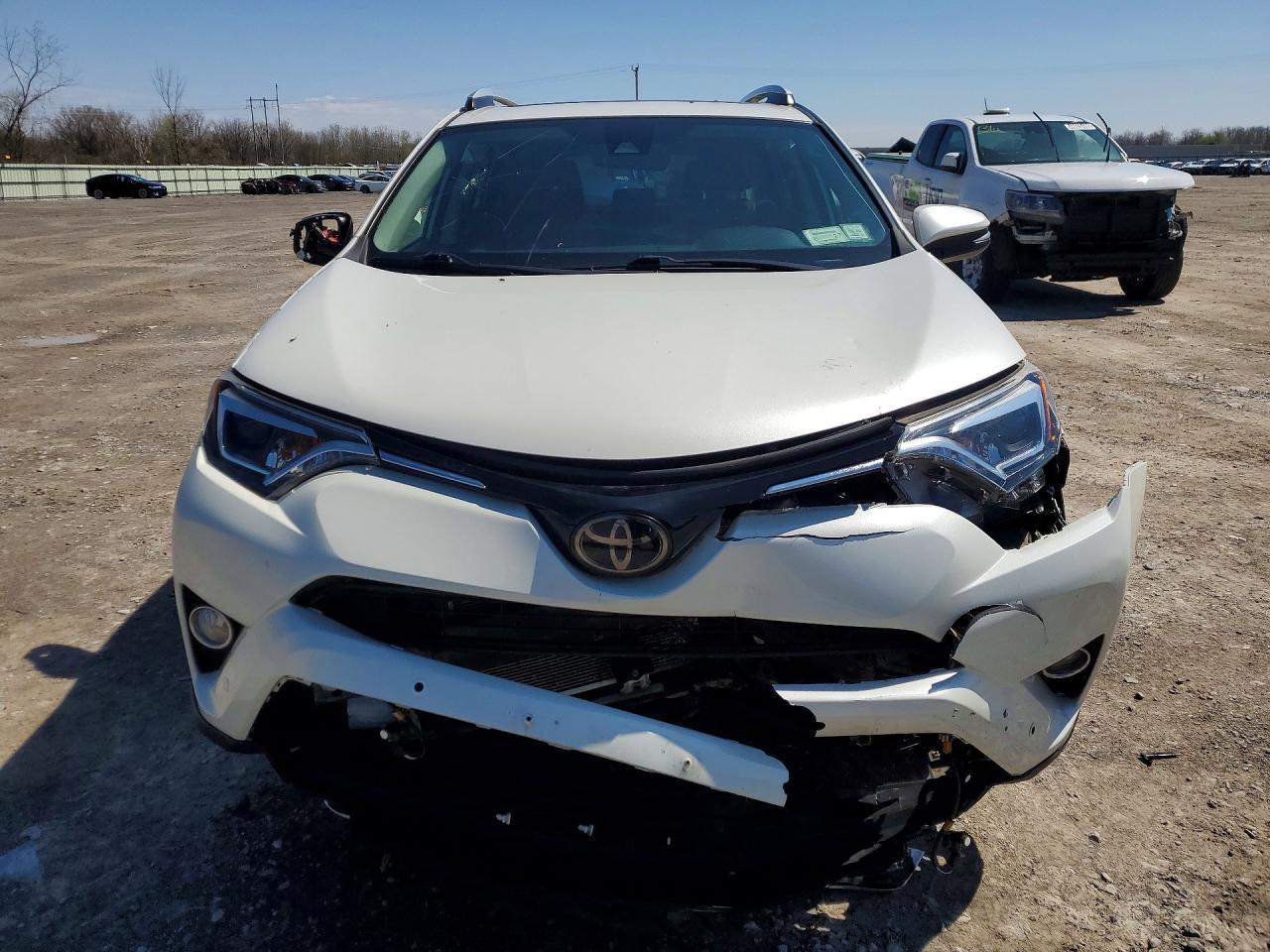2016 TOYOTA RAV4