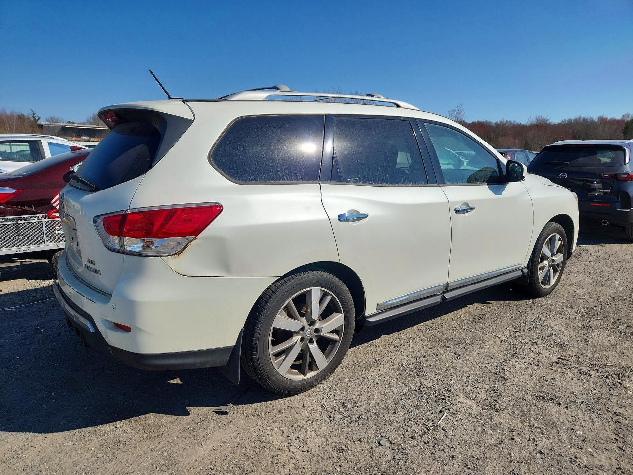 2015 NISSAN PATHFINDER