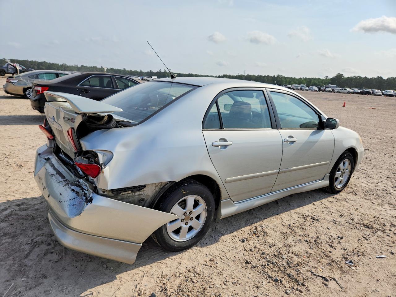 2004 TOYOTA COROLLA