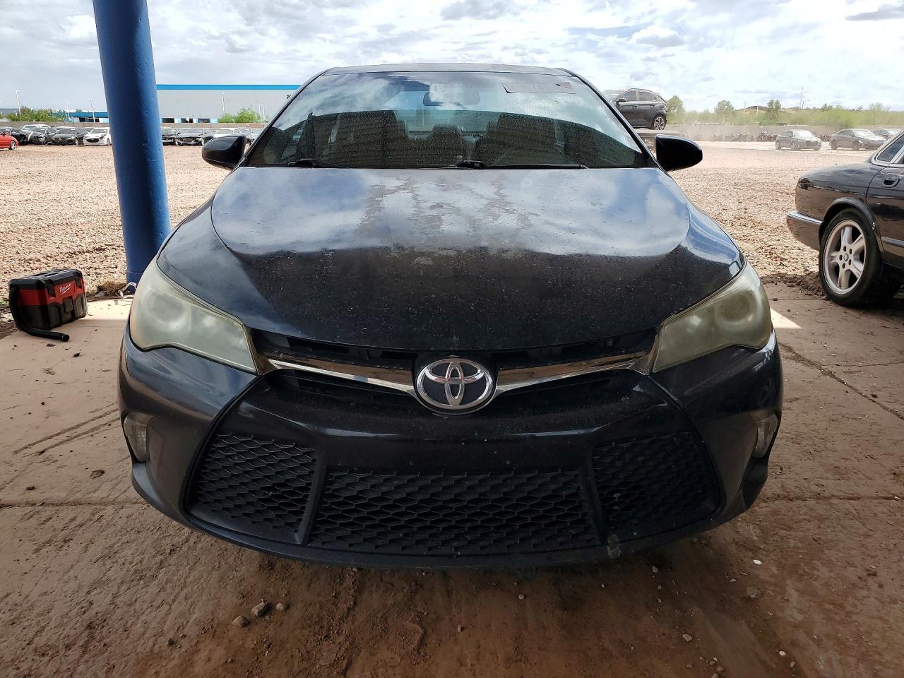 2016 TOYOTA CAMRY