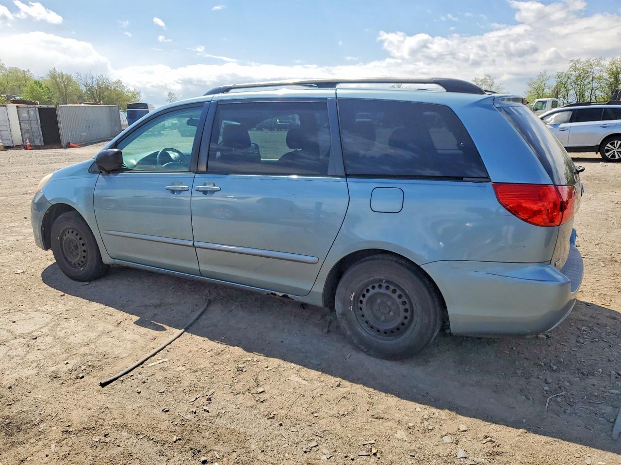 2007 TOYOTA SIENNA