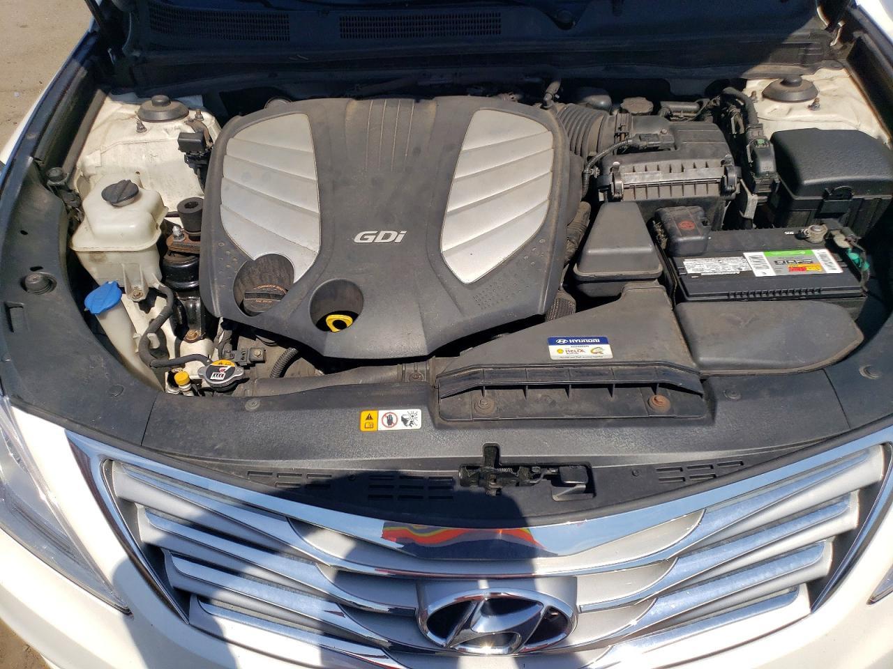 2012 HYUNDAI Azera