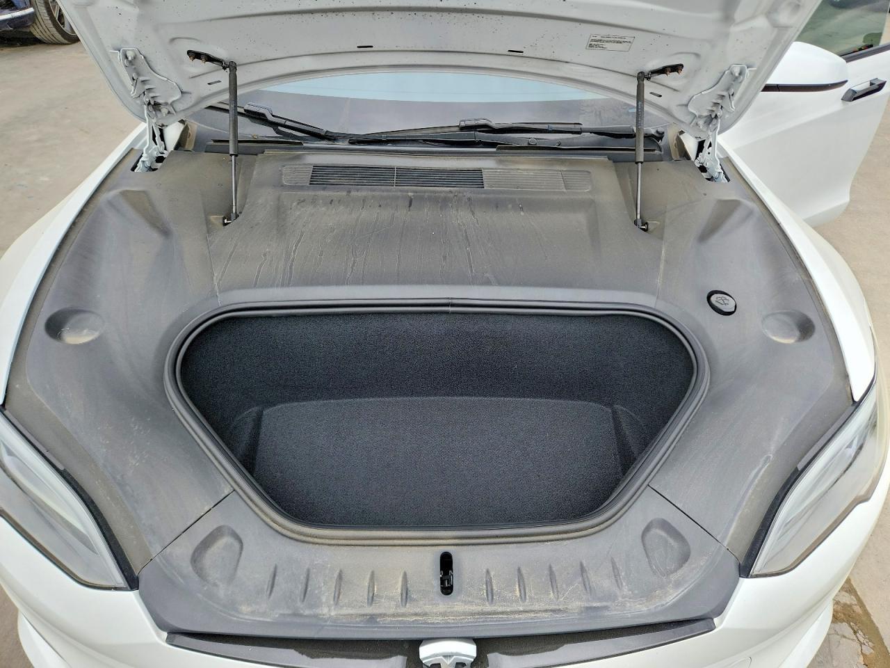 2024 TESLA MODEL S