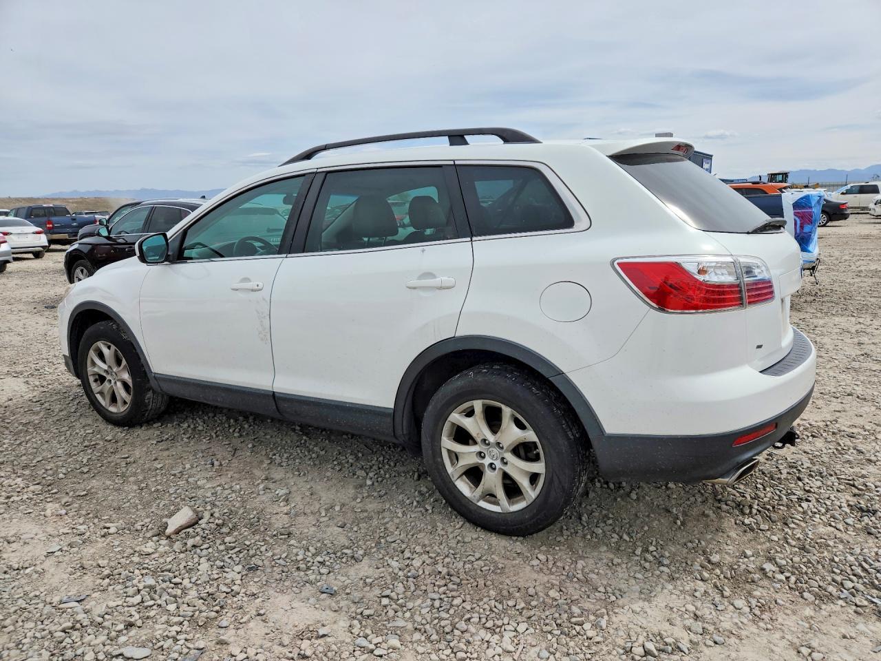 2011 MAZDA CX-9
