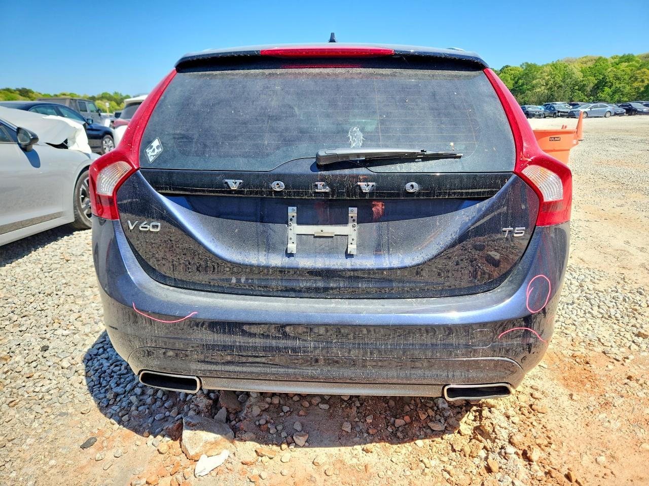 2016 VOLVO V60