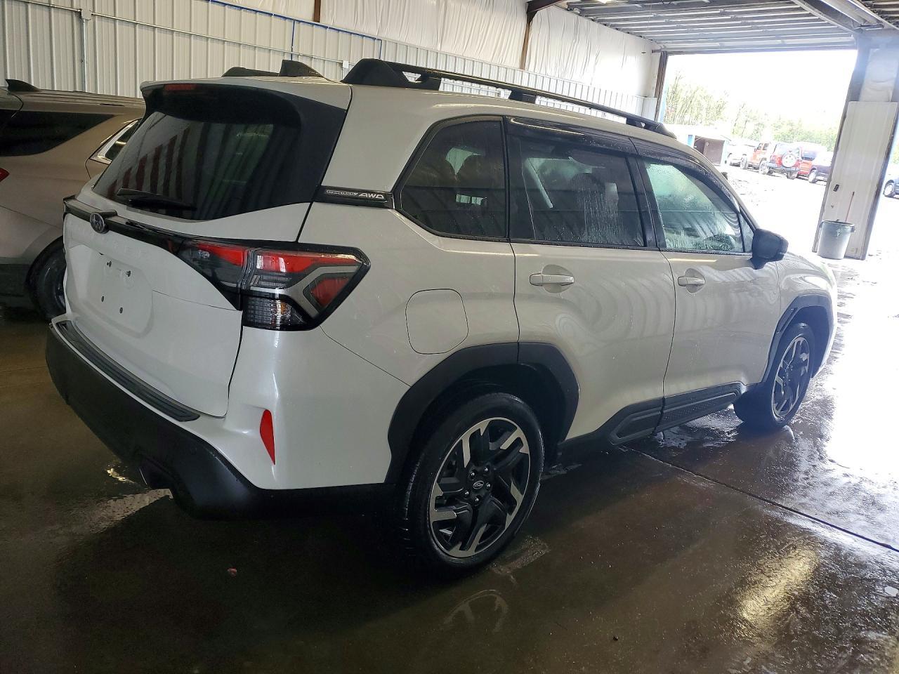2025 SUBARU FORESTER