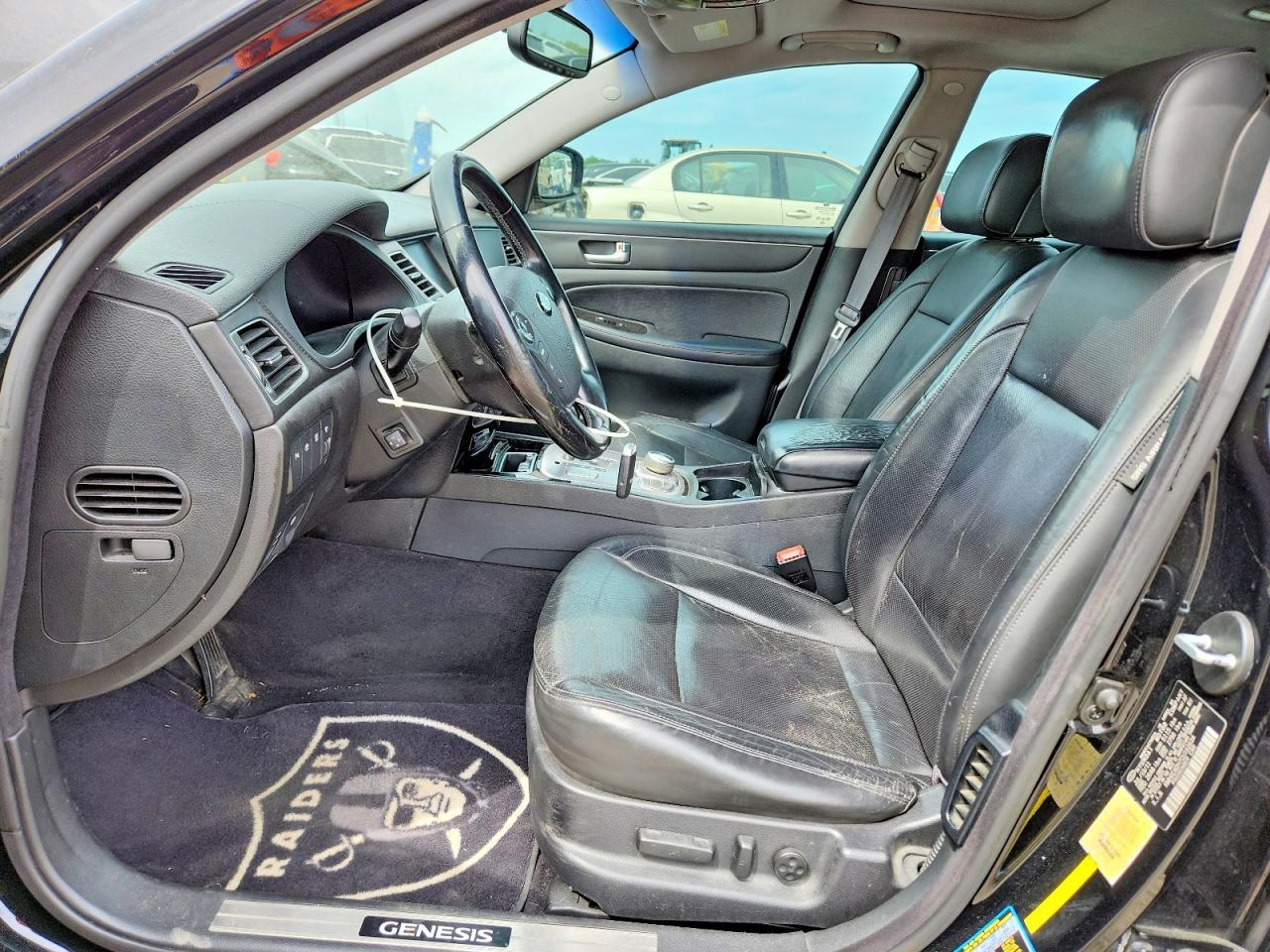 2012 HYUNDAI GENESIS