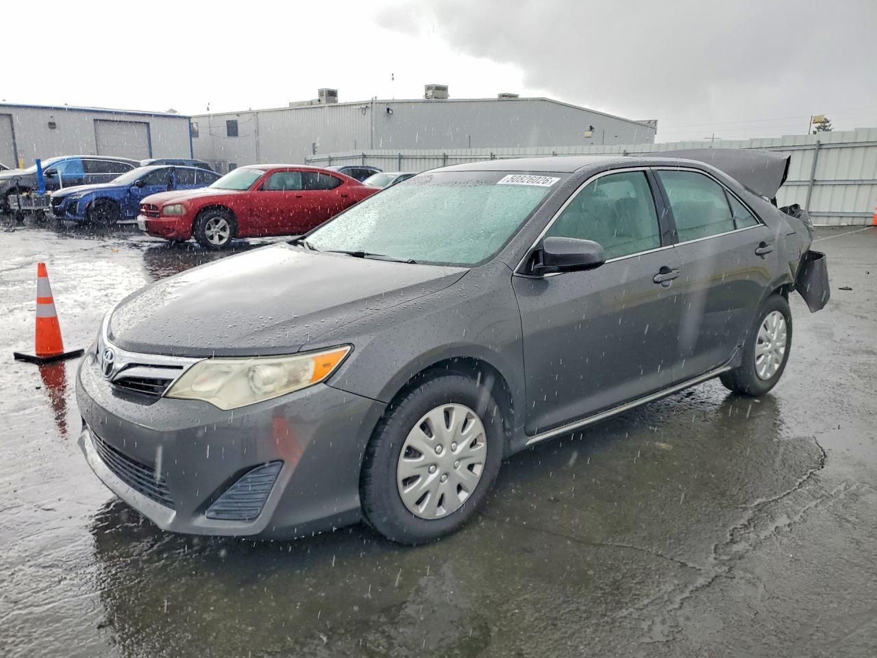 2013 TOYOTA CAMRY