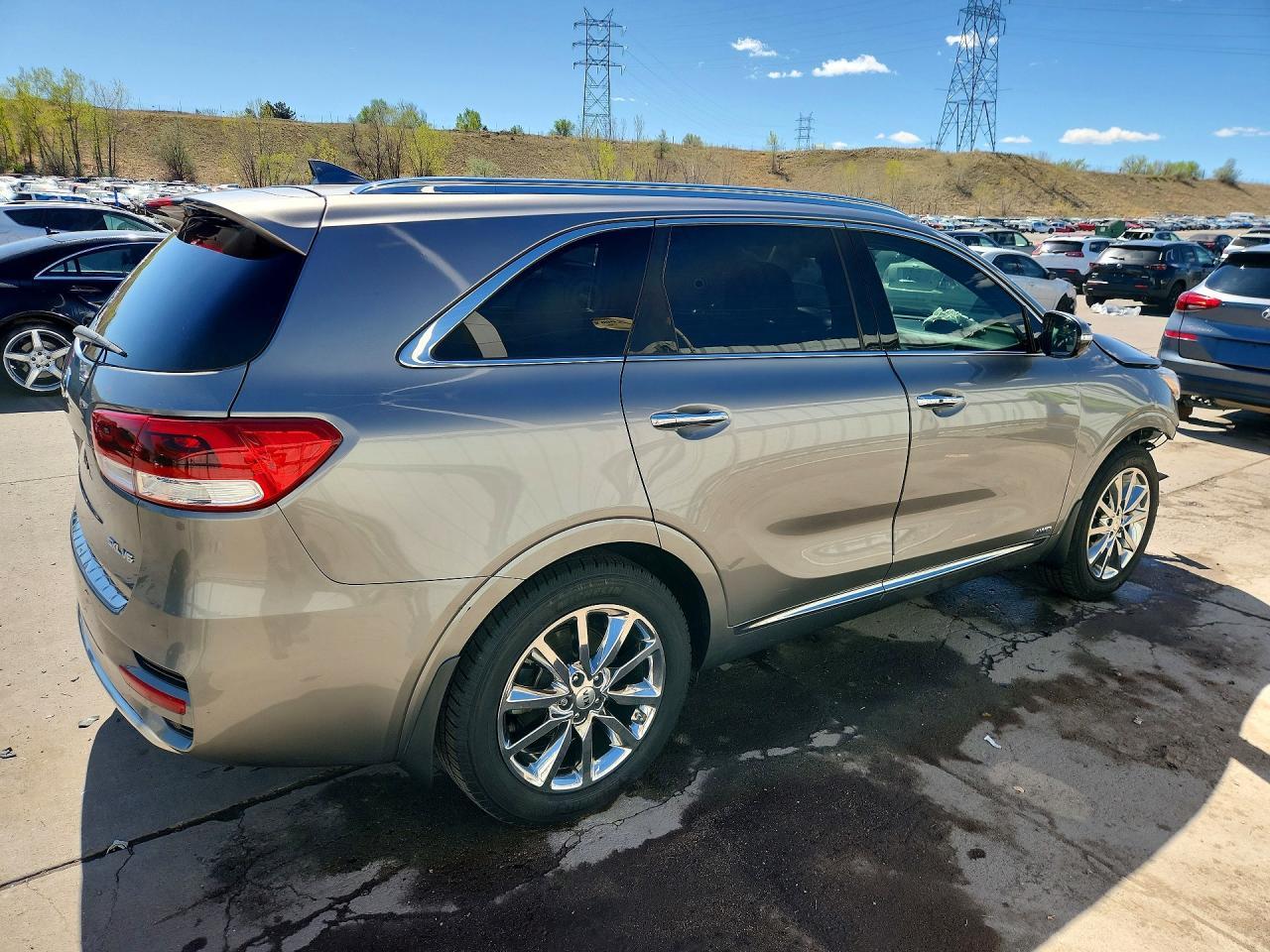 2017 KIA SORENTO