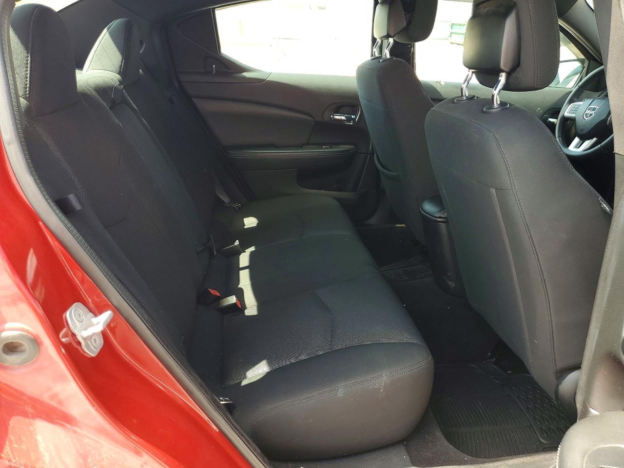 2013 DODGE Avenger