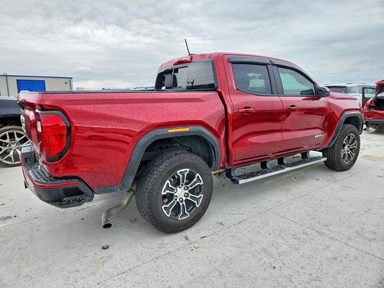 2024 GMC CANYON