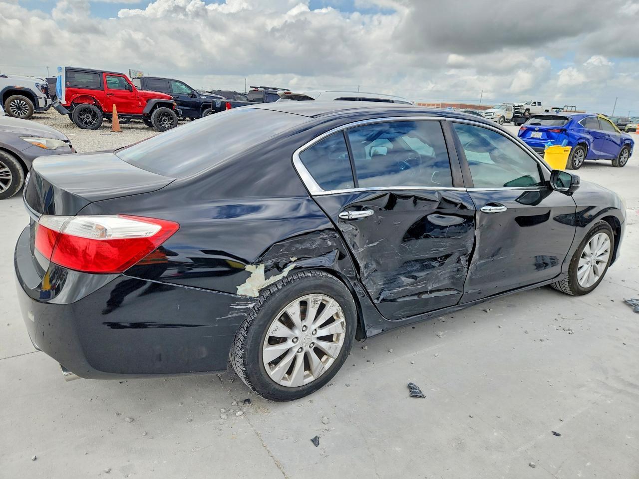 2014 HONDA ACCORD