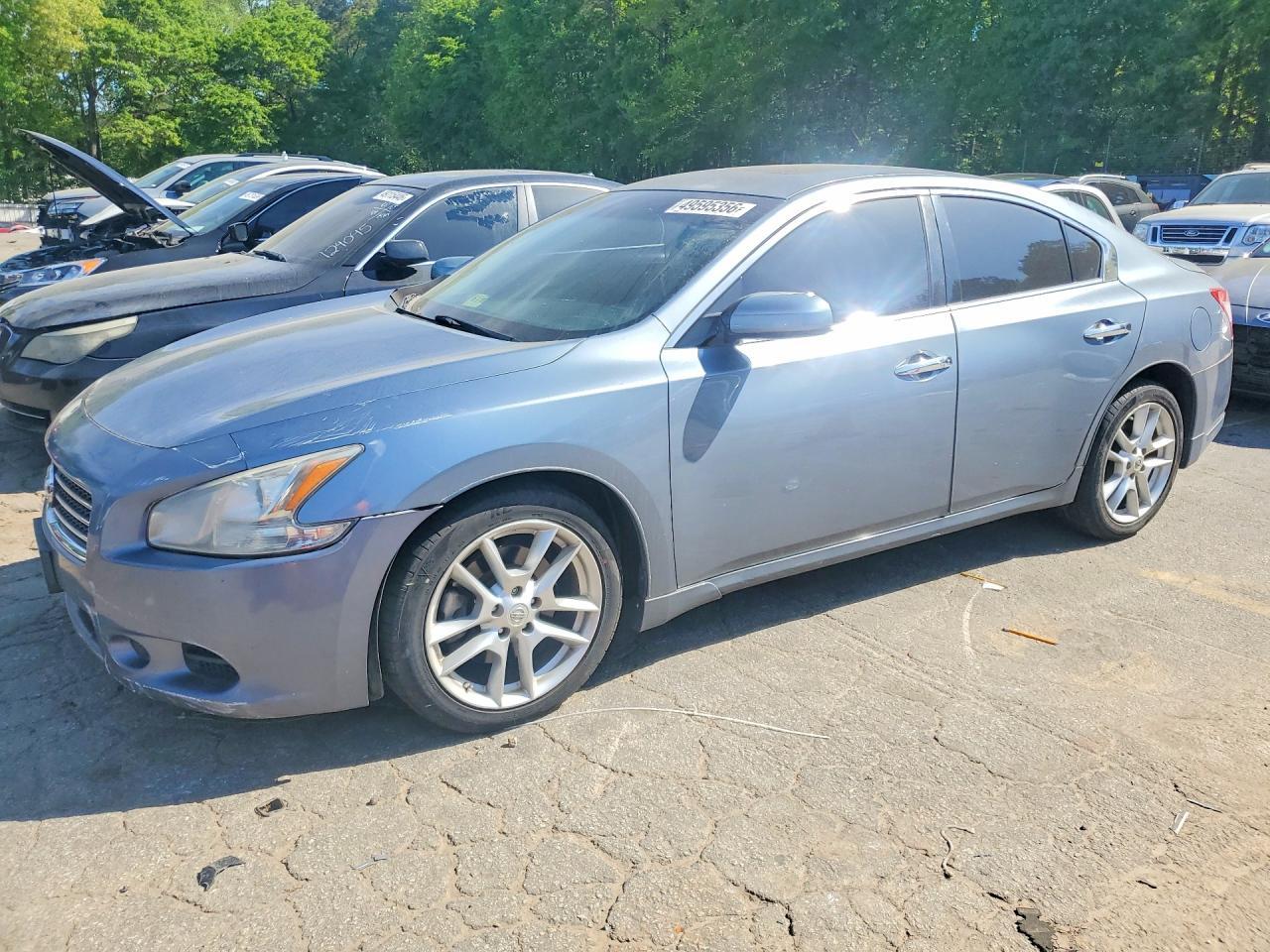 2010 NISSAN Maxima