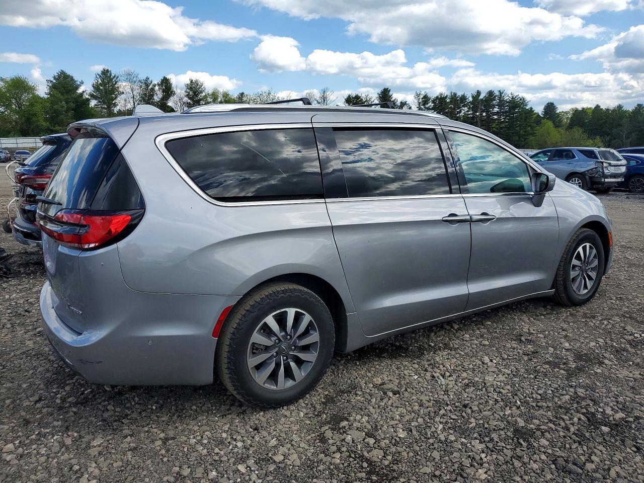 2021 CHRYSLER Pacifica