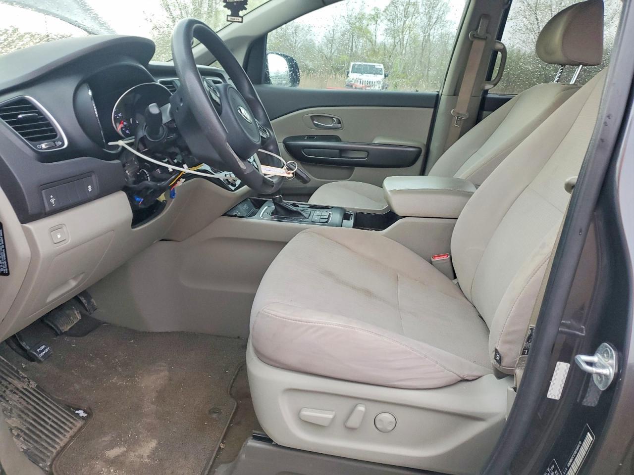 2016 KIA SEDONA