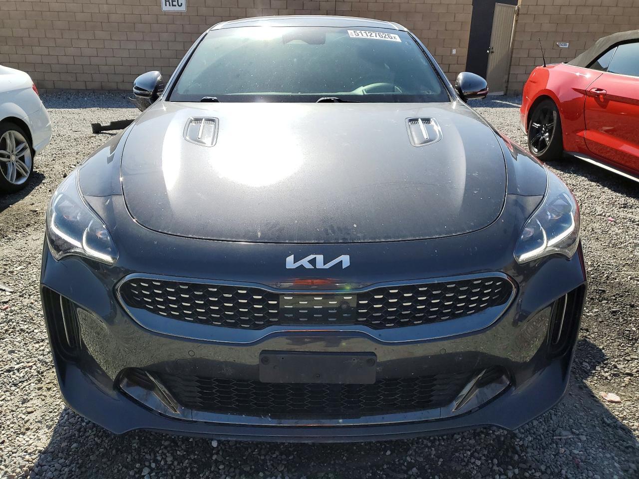 2022 KIA Stinger