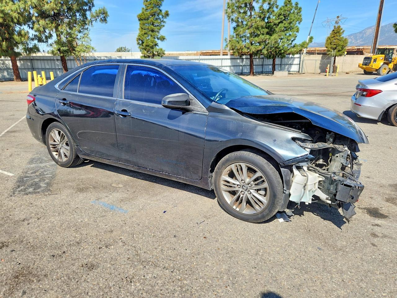 2016 TOYOTA CAMRY