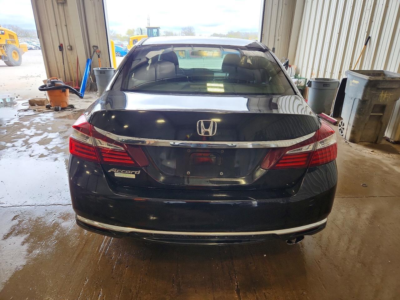 2016 HONDA ACCORD