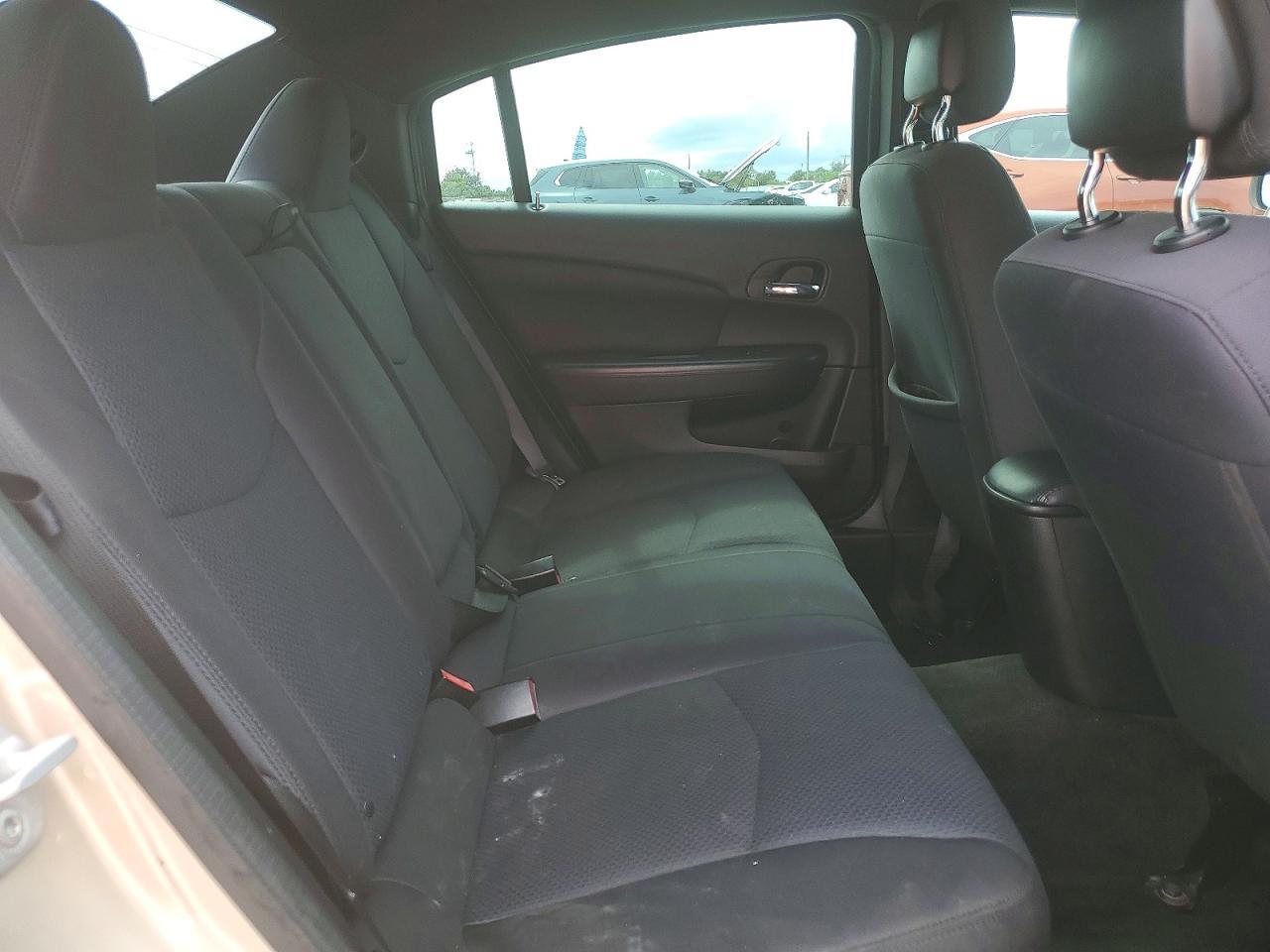 2014 CHRYSLER 200