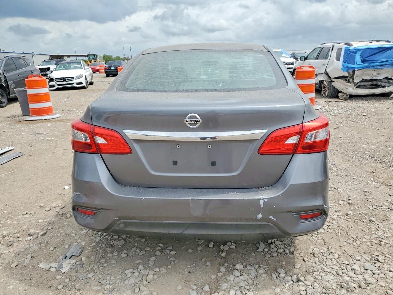 2016 NISSAN SENTRA