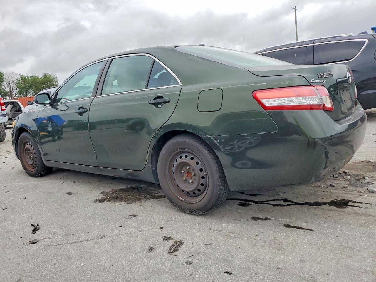 2010 TOYOTA CAMRY
