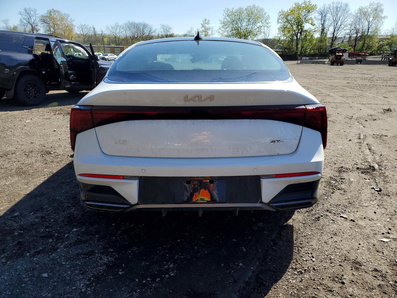 2026 KIA K5