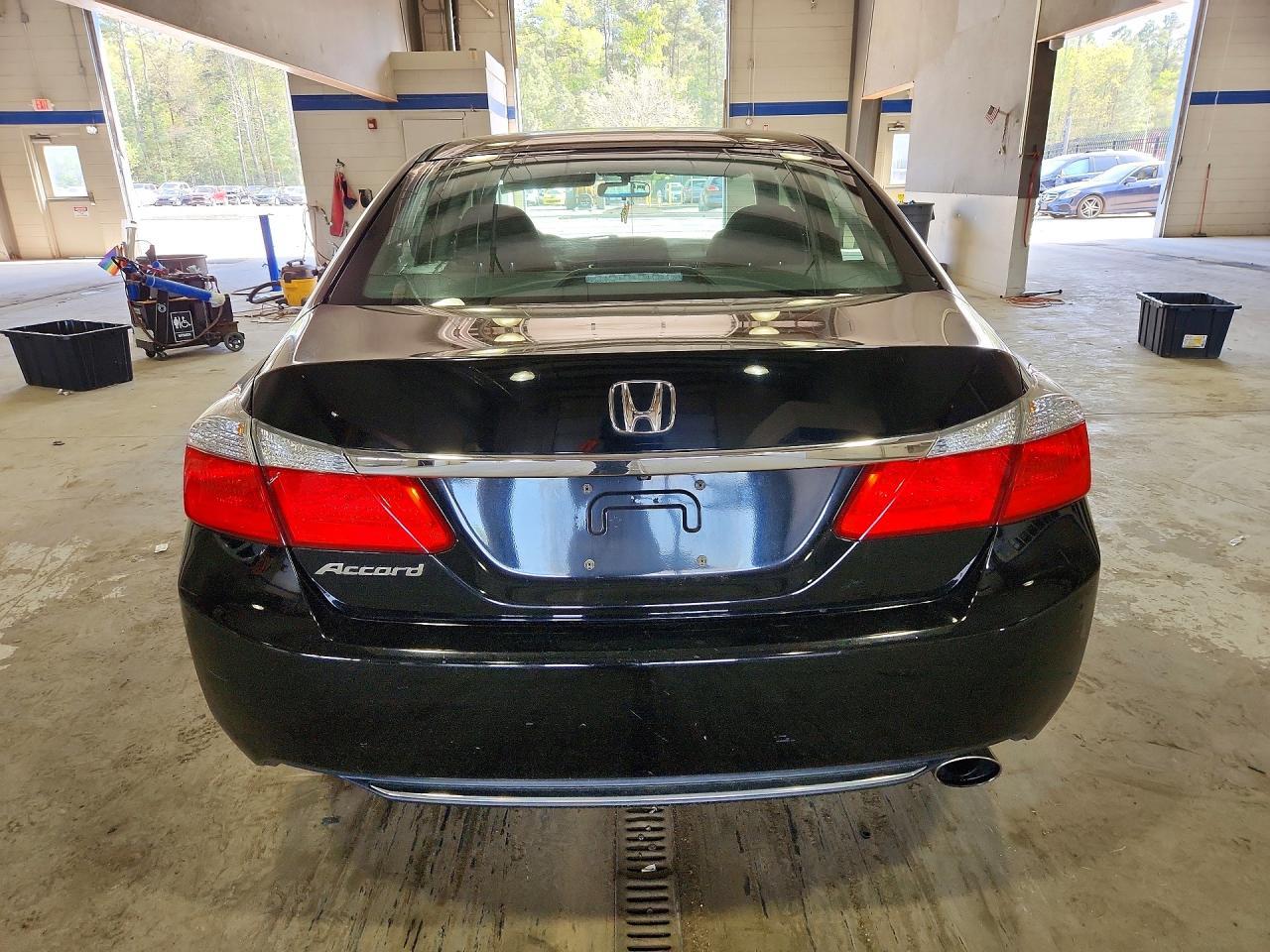 2015 HONDA ACCORD