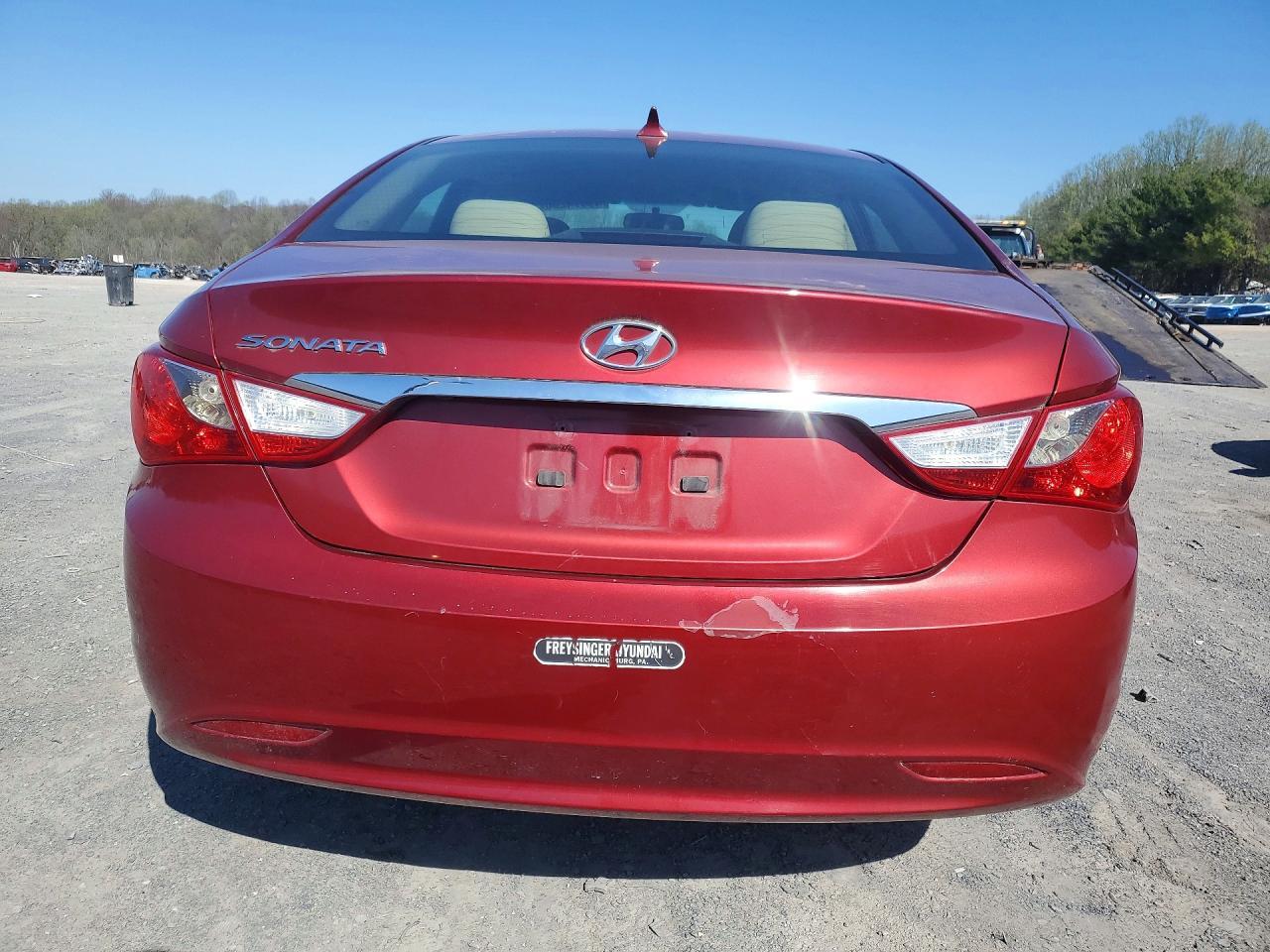2011 HYUNDAI SONATA