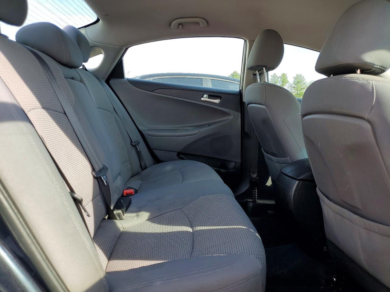 2012 HYUNDAI SONATA