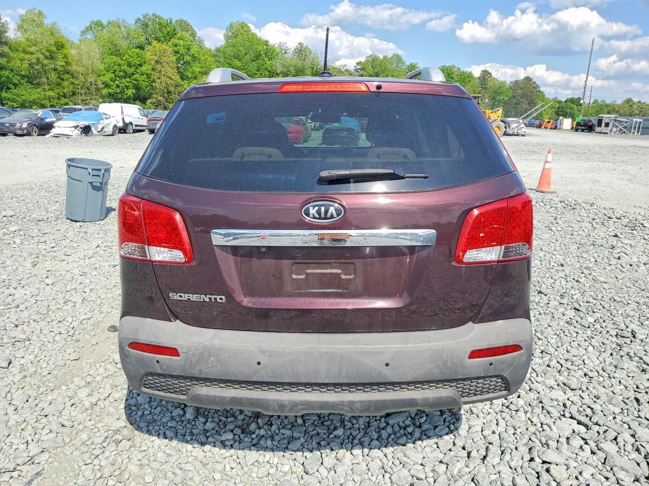 2013 KIA SORENTO