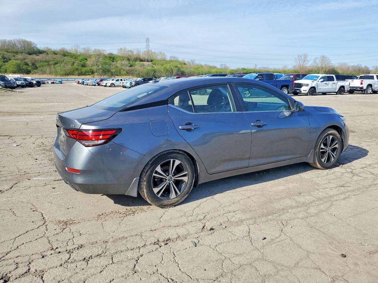 2022 NISSAN SENTRA