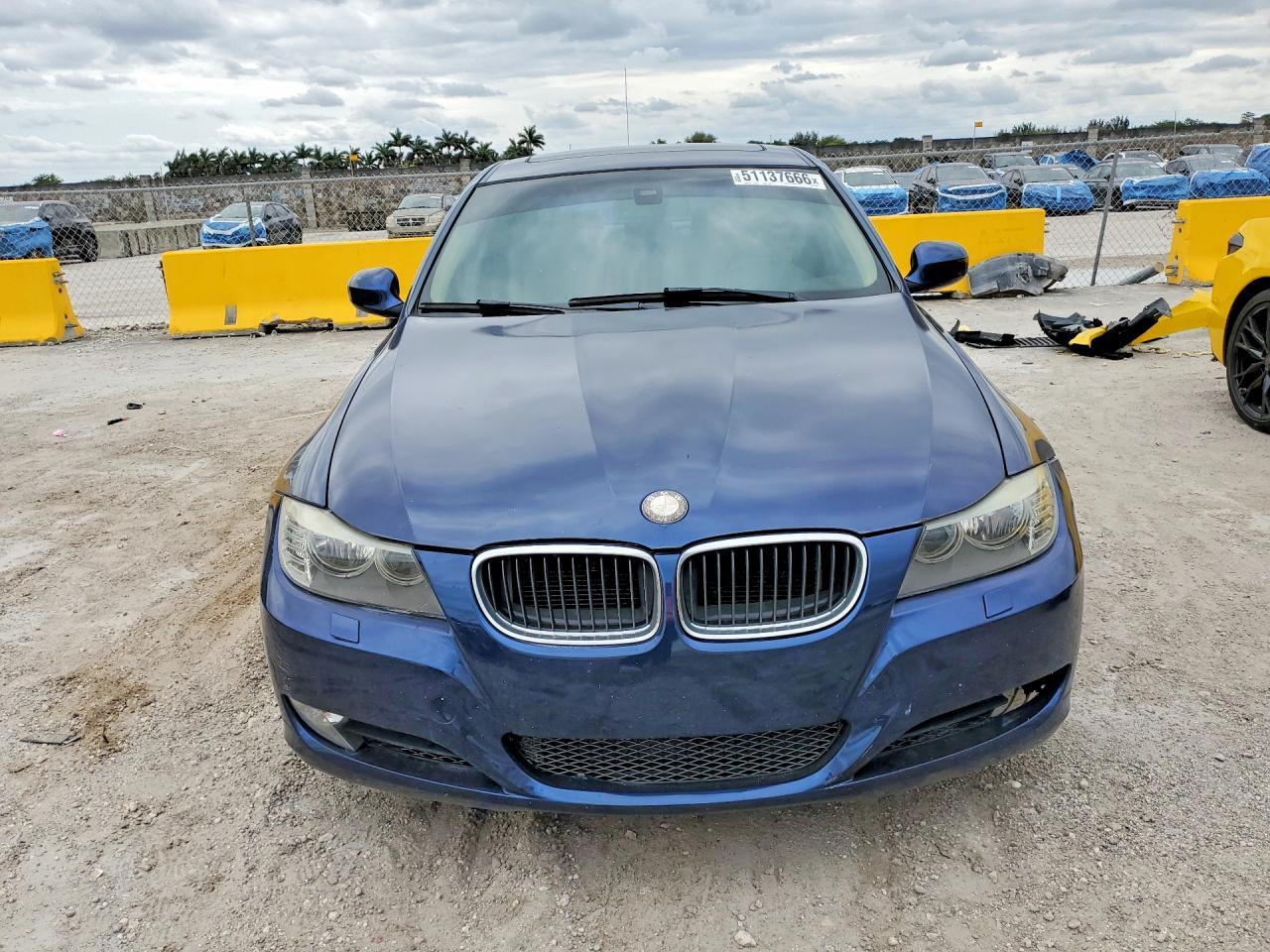 2011 BMW 3 SERIES