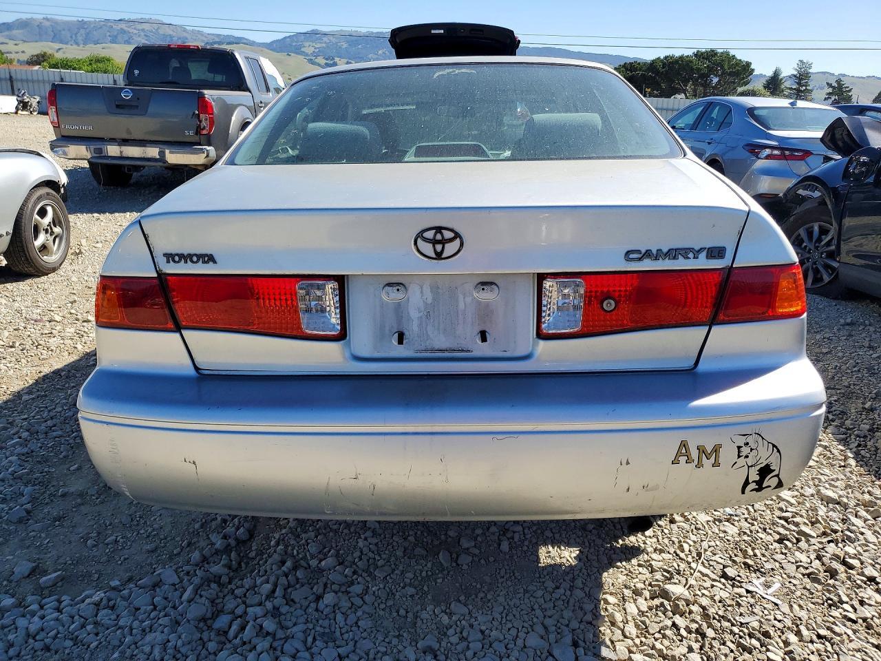 2000 TOYOTA CAMRY