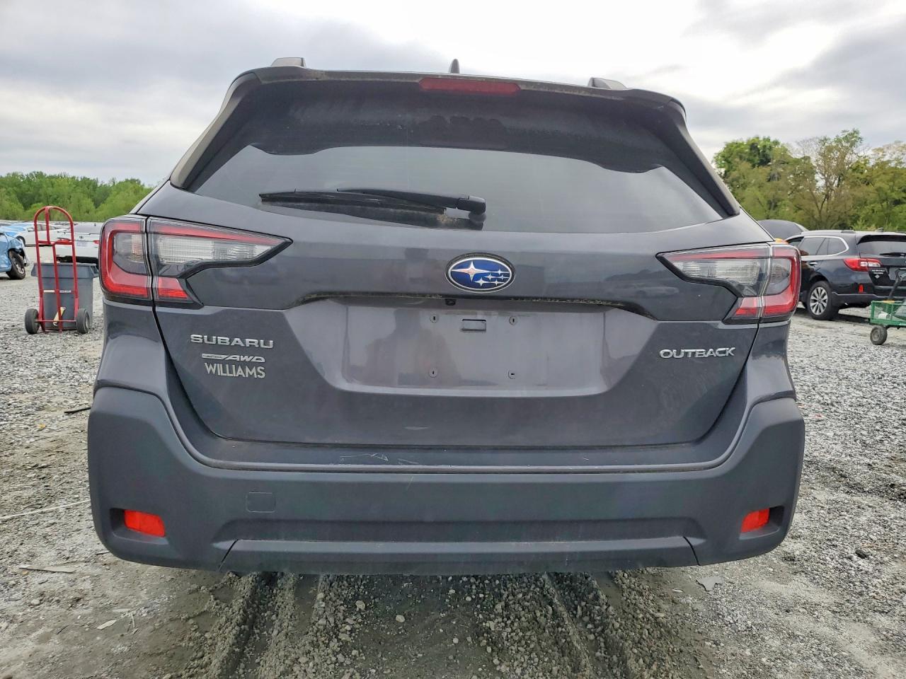 2023 SUBARU Outback