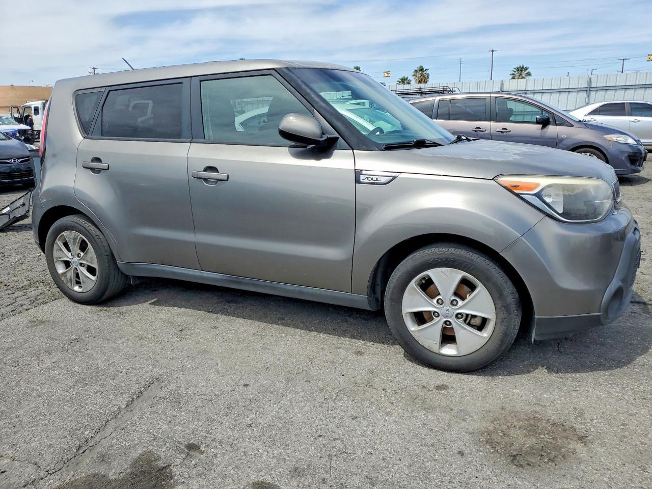 2016 KIA SOUL