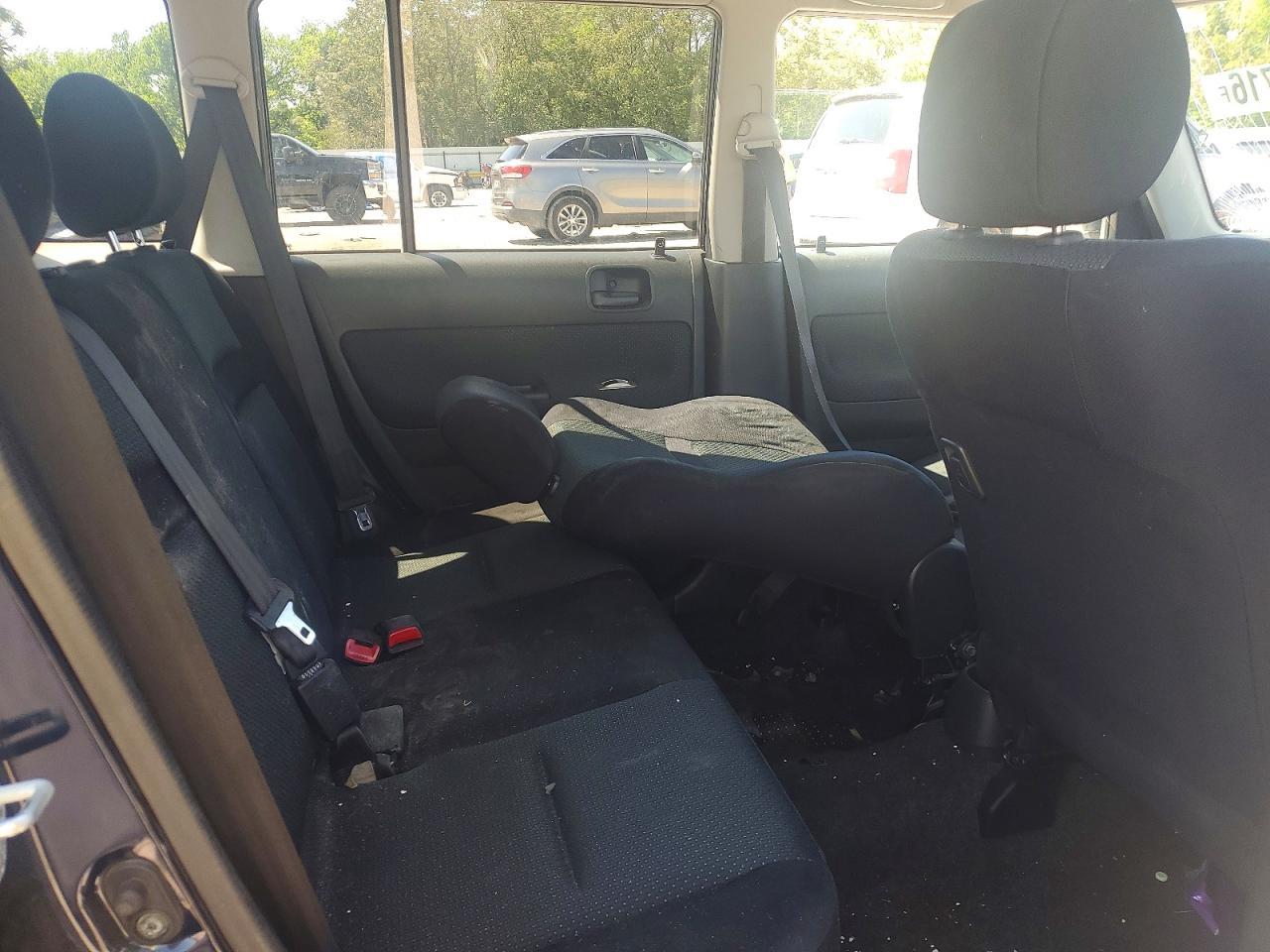 2006 TOYOTA SCION