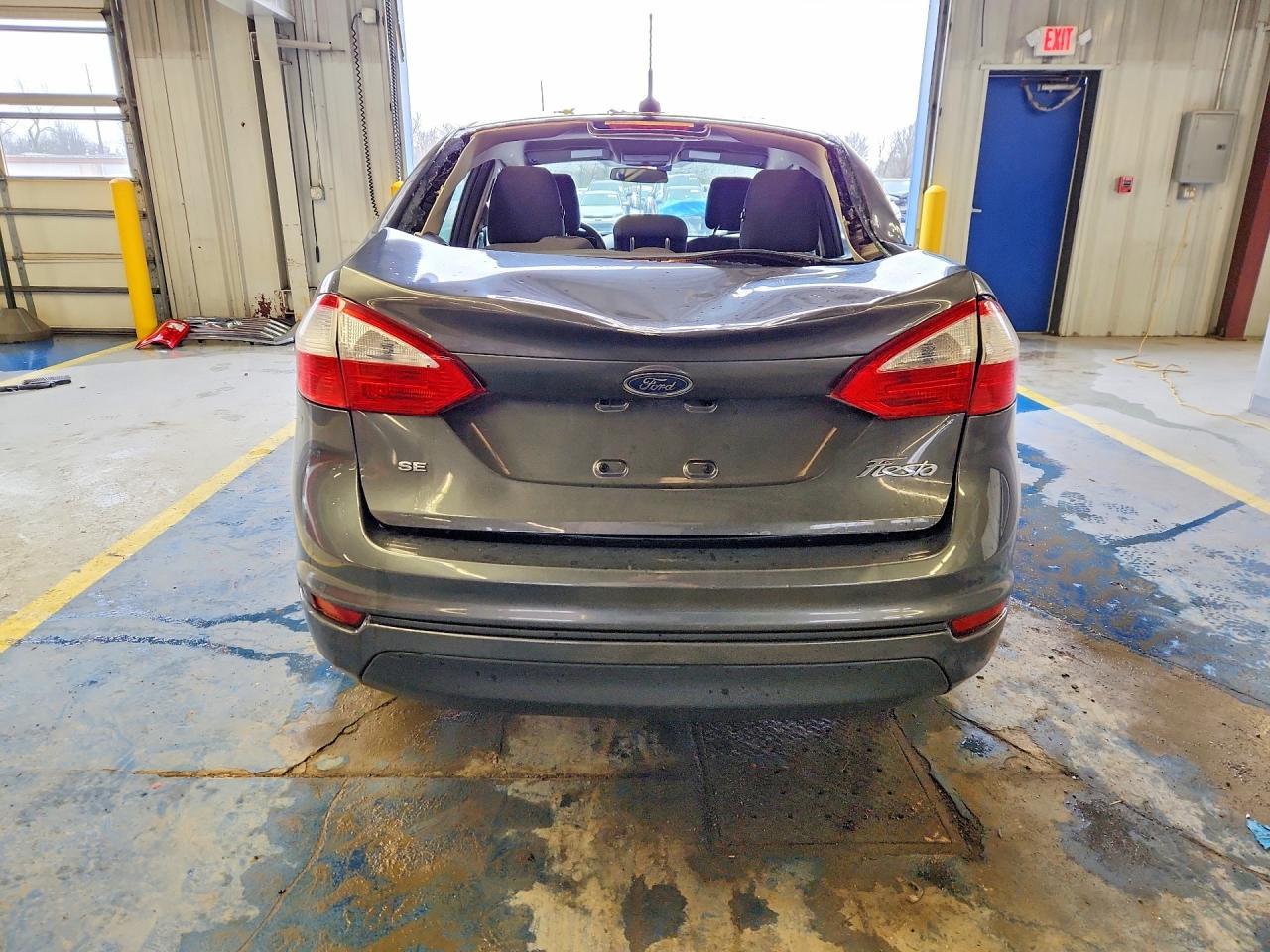 2016 FORD Fiesta