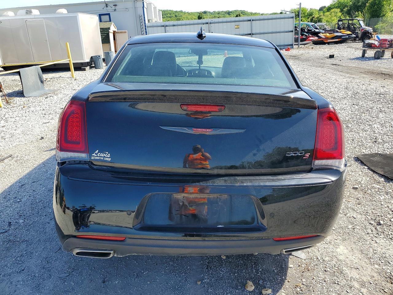 2022 CHRYSLER 300