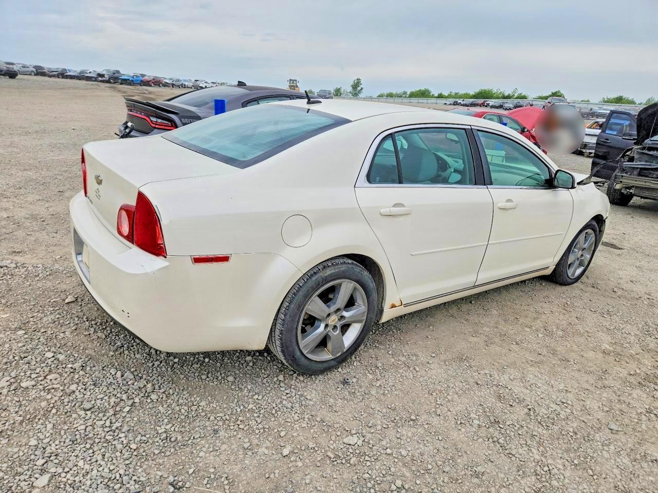 2011 CHEVROLET MALIBU